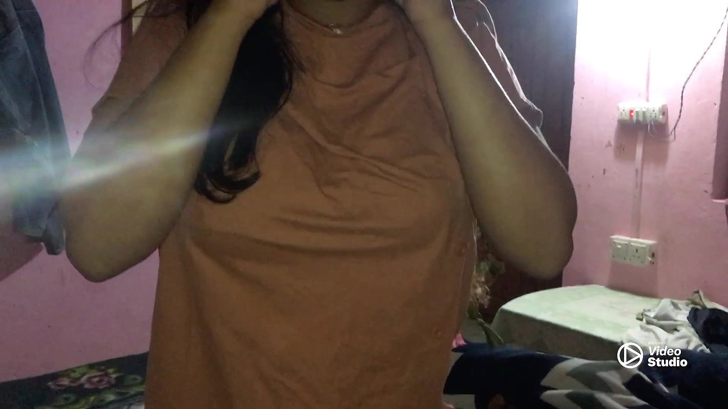 Tourist Girl Sucking and Fucking Hard in Hotel Room