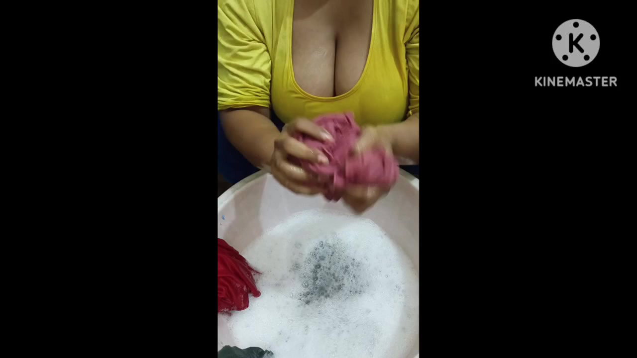 Youtuber Antra vlogs