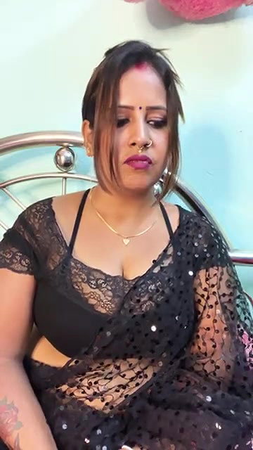 Youtuber Gouri queen