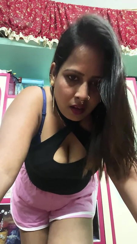 Youtuber Gouri queen