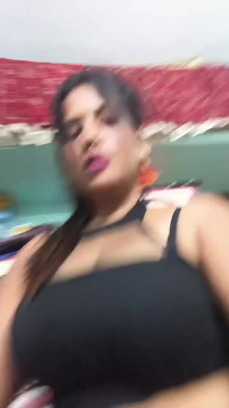 Youtuber Gouri queen