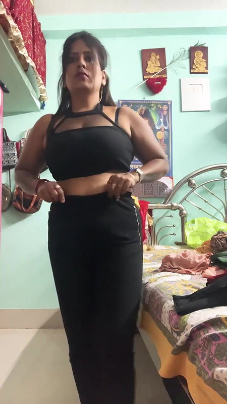 Youtuber Gouri queen