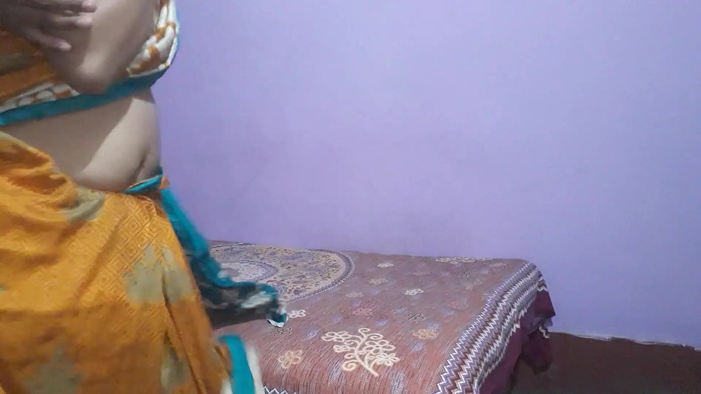 Desi Village Bhabhi Rescued by Husband’s Friend