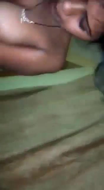 Desi bhabhi riding