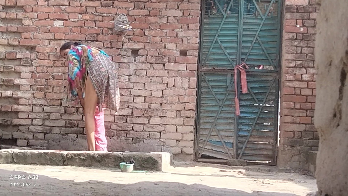 Brother-in-law Made Sister-in-law a Mare and Fucked Her at Home