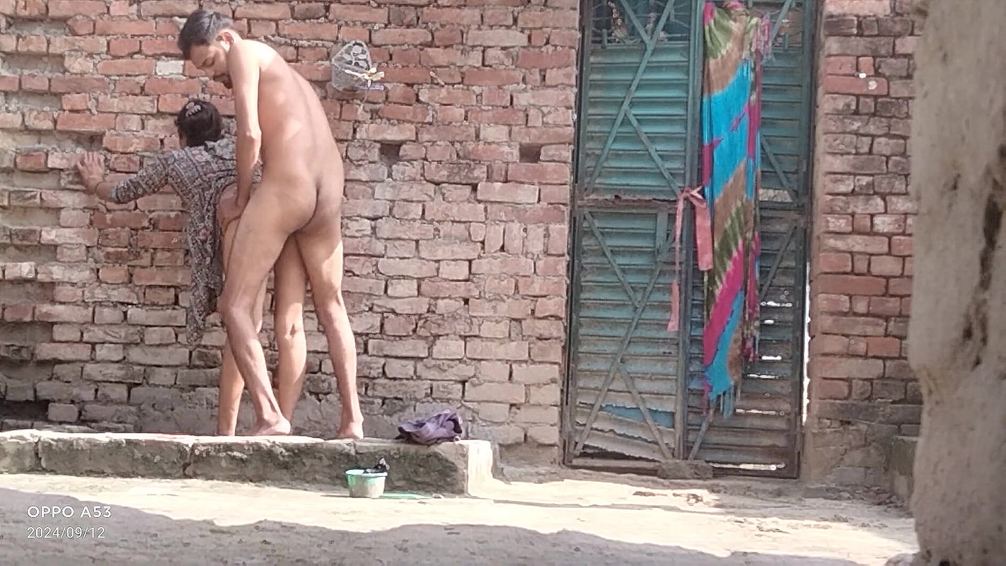 Brother-in-law Made Sister-in-law a Mare and Fucked Her at Home