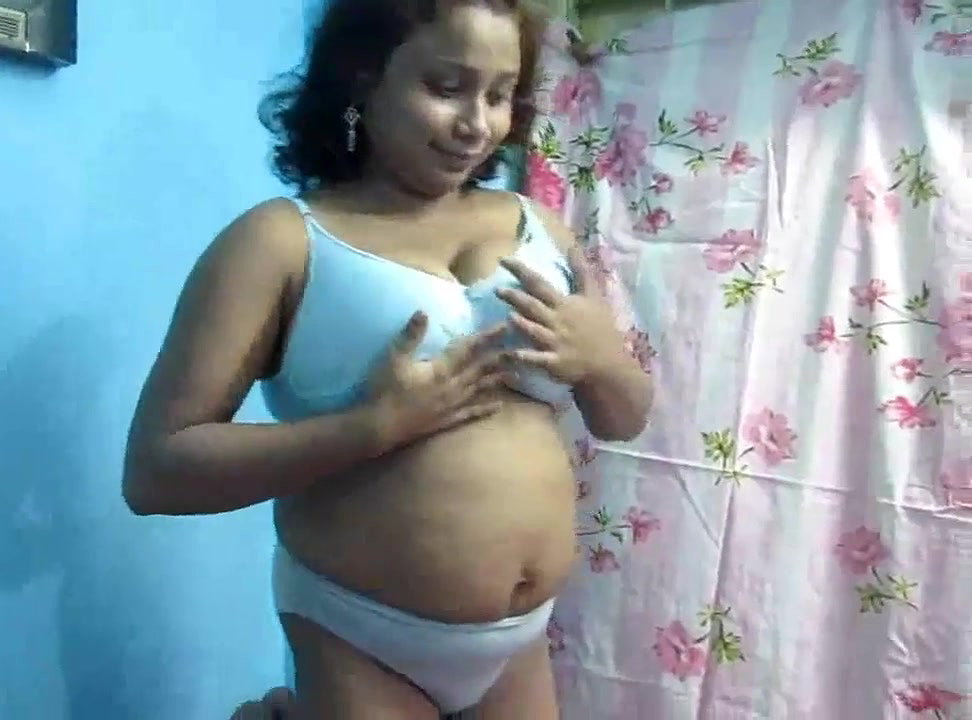 aunty in blue bra