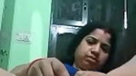 Desi chubby bhabhi masturbating with rabbish