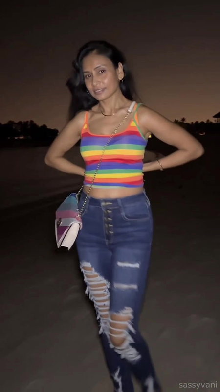 SassyVani Nude Boob Show Outdoor Dare ~ App Content
