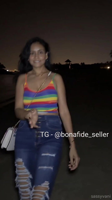 SassyVani Nude Boob Show Outdoor Dare ~ App Content