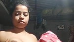Desi village bhabhi removing suit