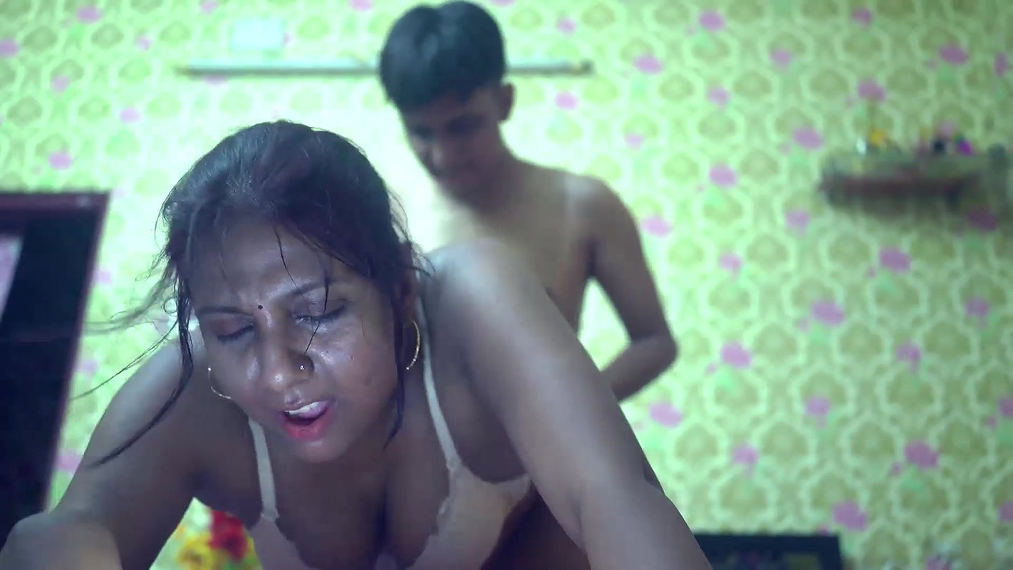 Desi Jhuma aunty (big boobs) fucks her step son