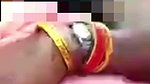 Desi village ki bhabhi apne lover ko video call pe gand aur chut dikha