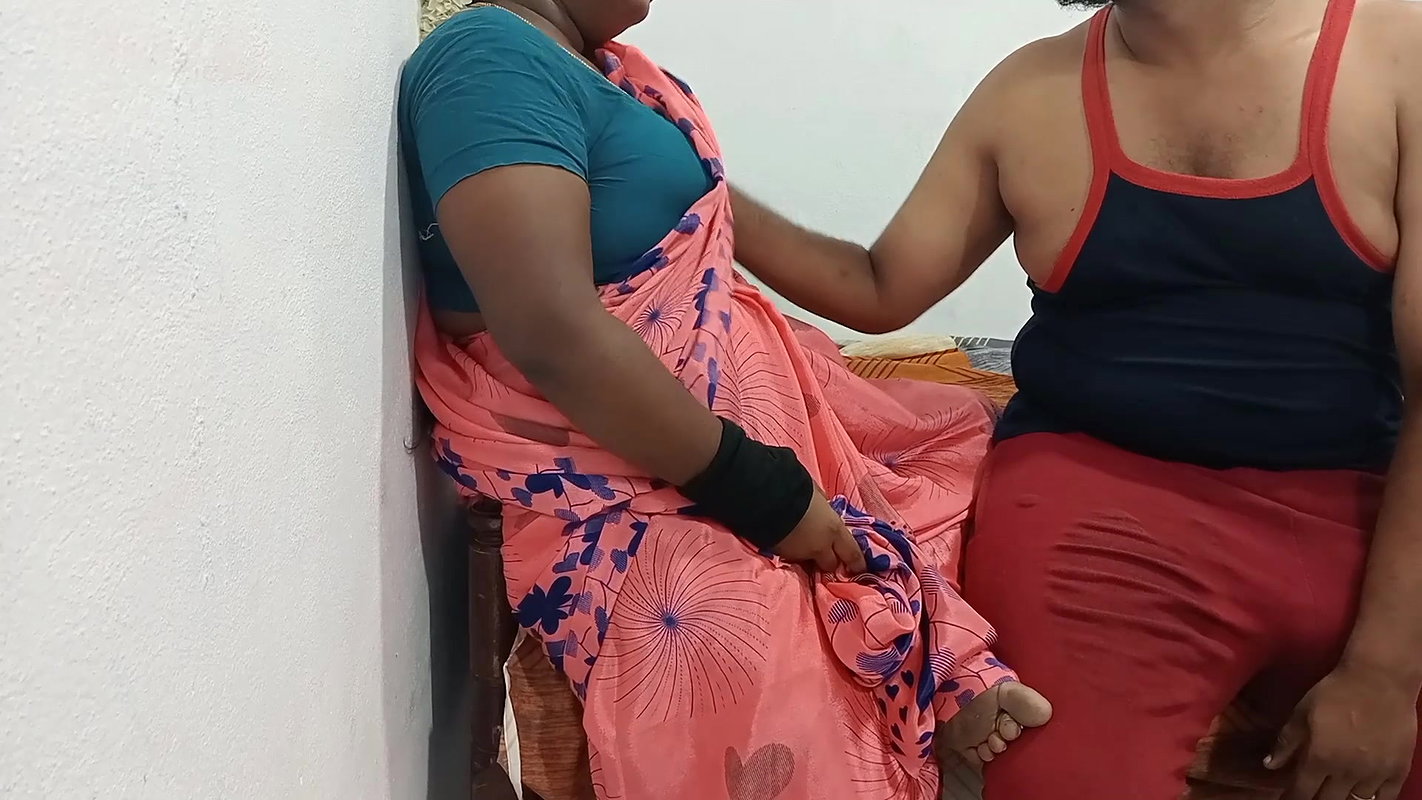 Tamil wife cheating sex with her devar deep mouth fucking and pussy fucking hard