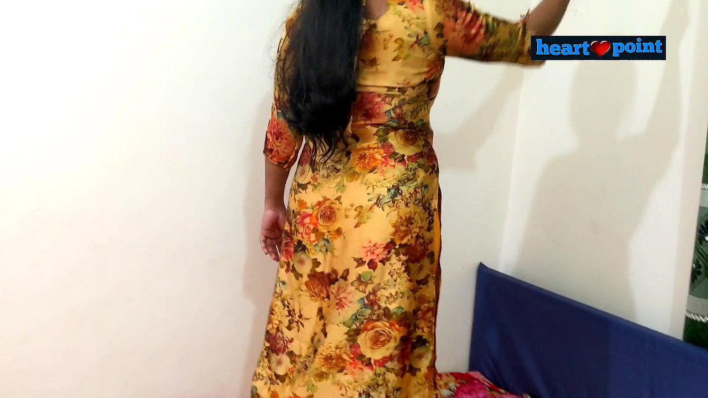 chodanleela is a bengali working girl