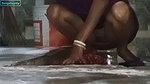 Bengali aunty kapda dho rahi thi chut dikha kar