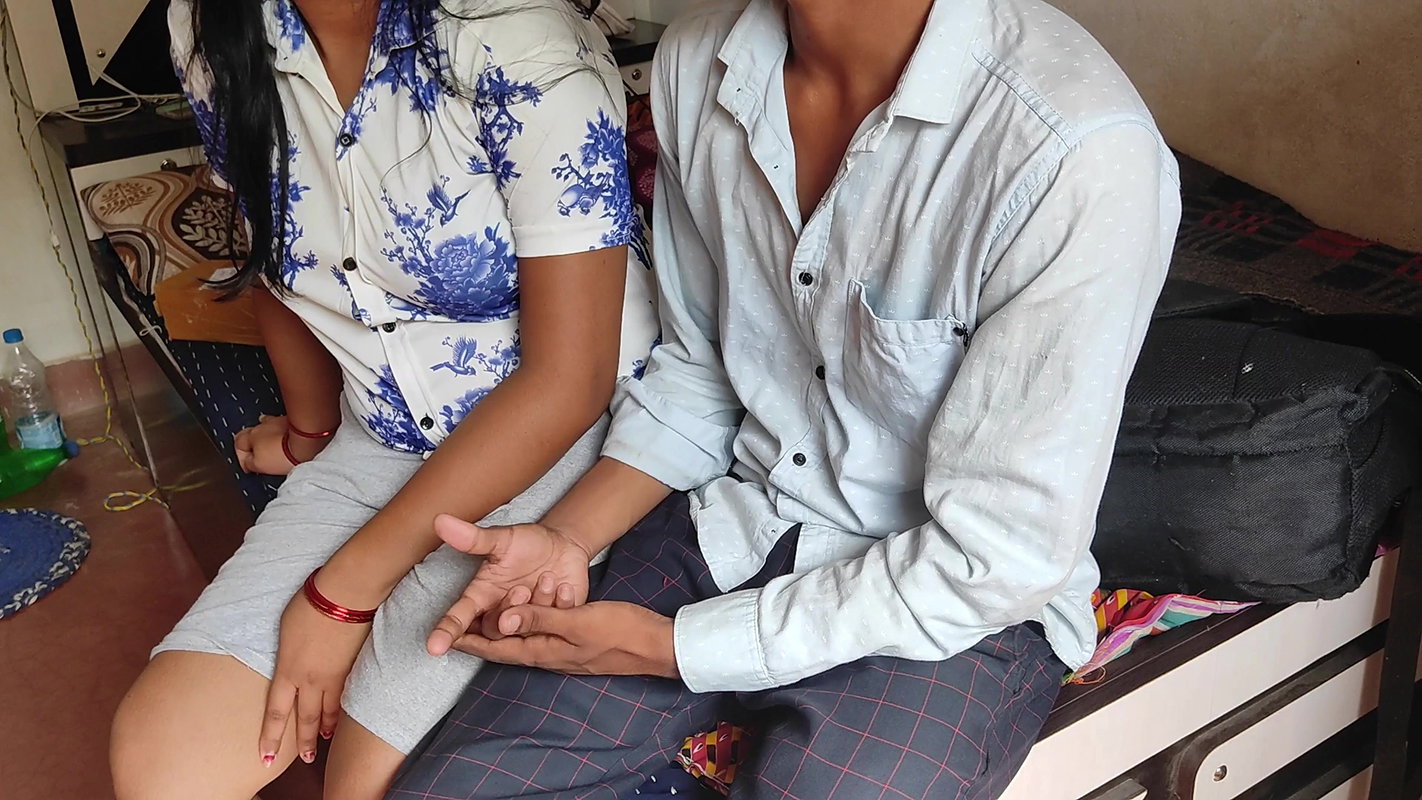 Delivery boy Ghar mein Aakar bhabhi ko patakar bhabhi ko hi chod Diya