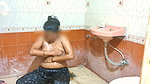 Desi Indian hot wife Aishaa teasing lover while Bathing And recorded Part 1