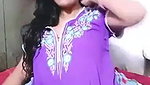 Desi HORNY HOUSEWIFE SHOWING N TEASING LOVR