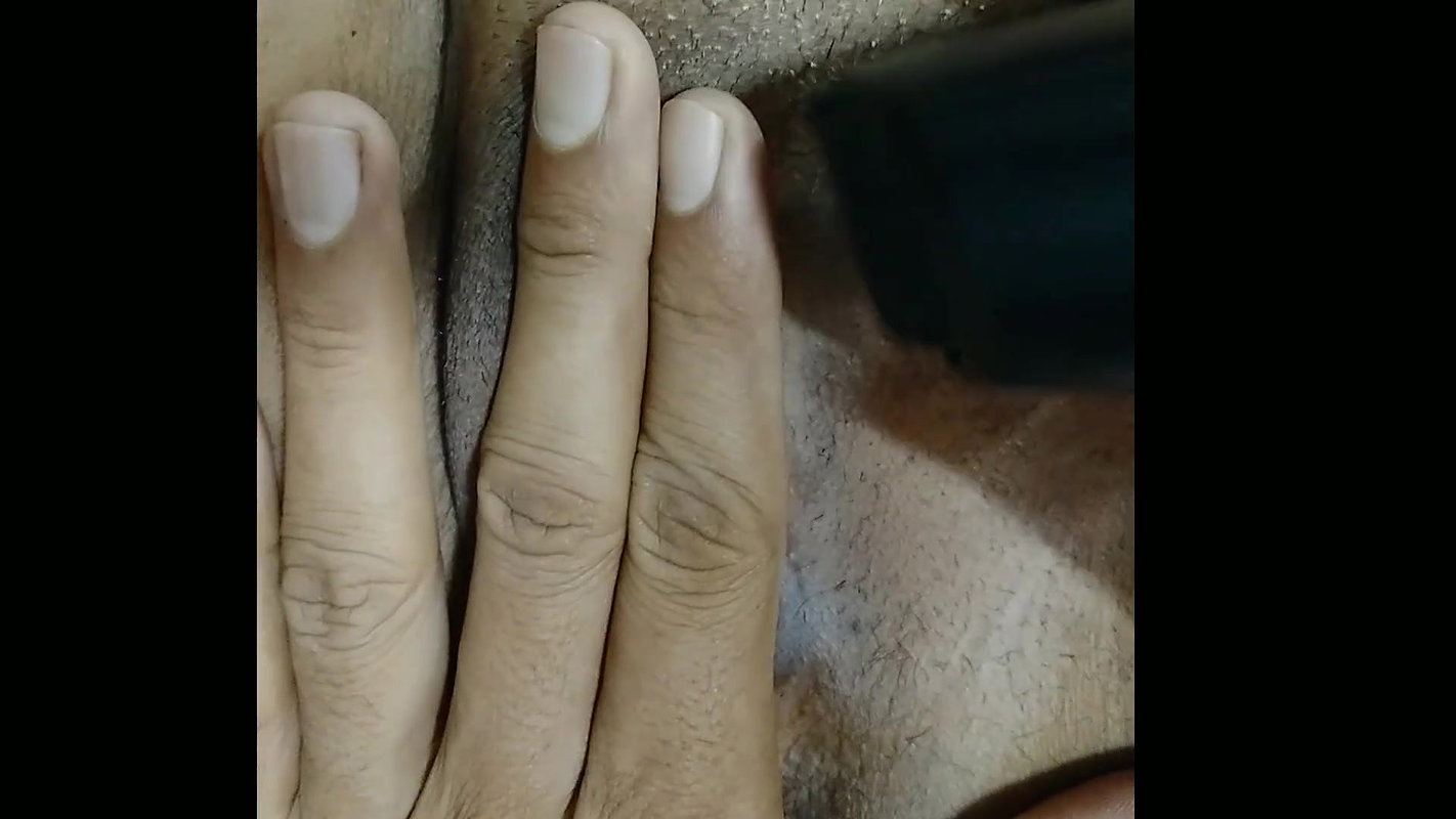 Devar triming bhabhi pussy hair part2