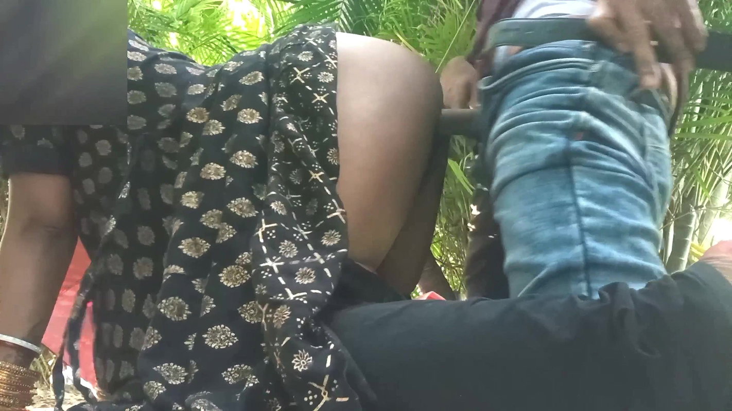 Fucked girl in Public Park among people Bengali Voice