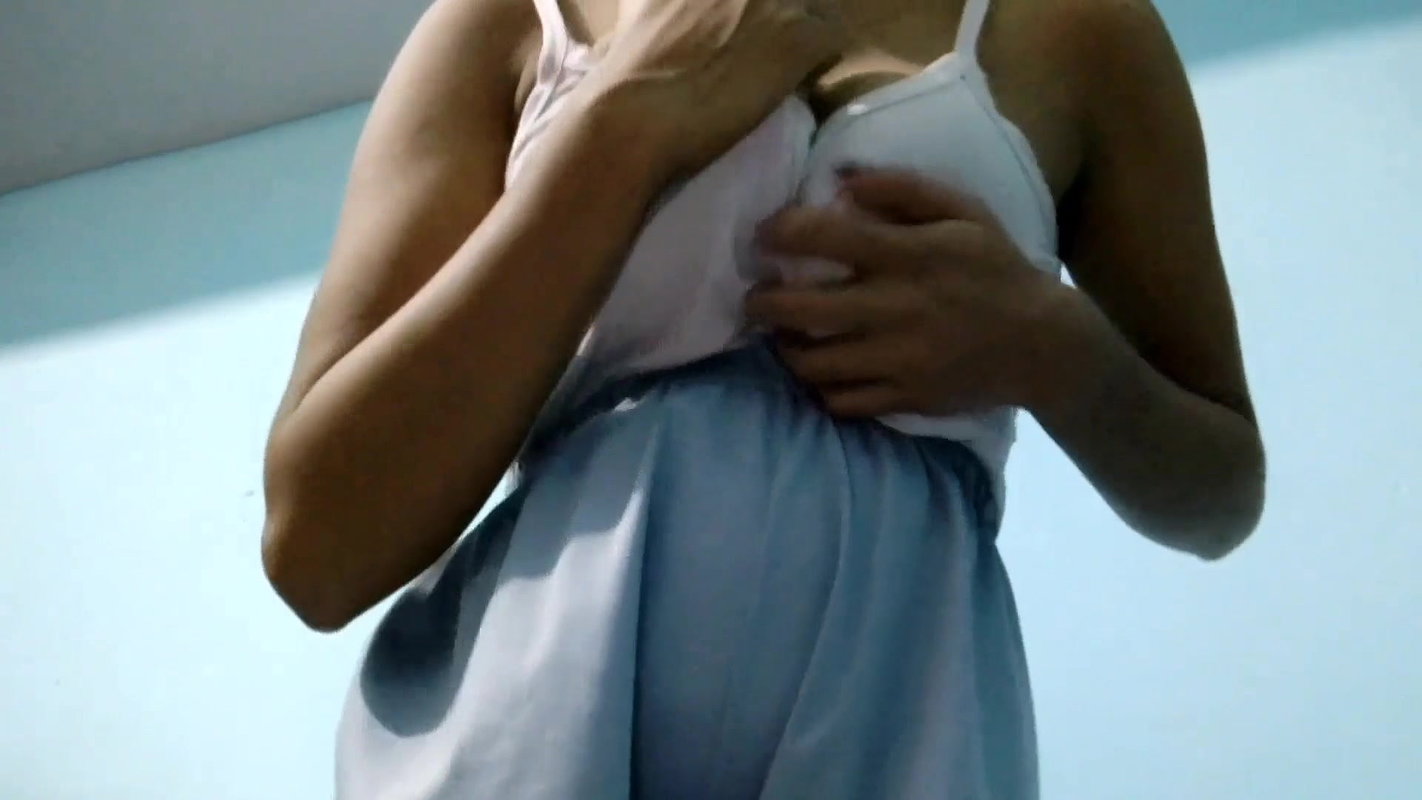 Hot mature Indian bhabhi talking dirty and enjoying sex (part-1)