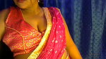 Hot desi sexy young girl tries to show boobs with pleasure