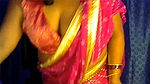Hot desi sexy young girl tries to show boobs with pleasure
