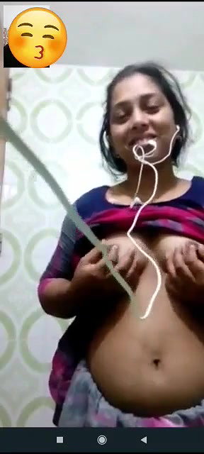 Desi Girl Showing Lover On VIDEOCall