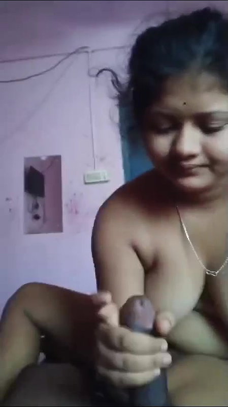 Beautiful maal bhabhi handjob and ride