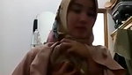 Hijabi Cutie Cutest Boobs show