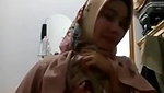 Hijabi Cutie Cutest Boobs show