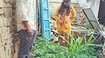 Stepsister went to the field to get vegetables and had sex with her stepbrother there, Outdoor Sex Hindi