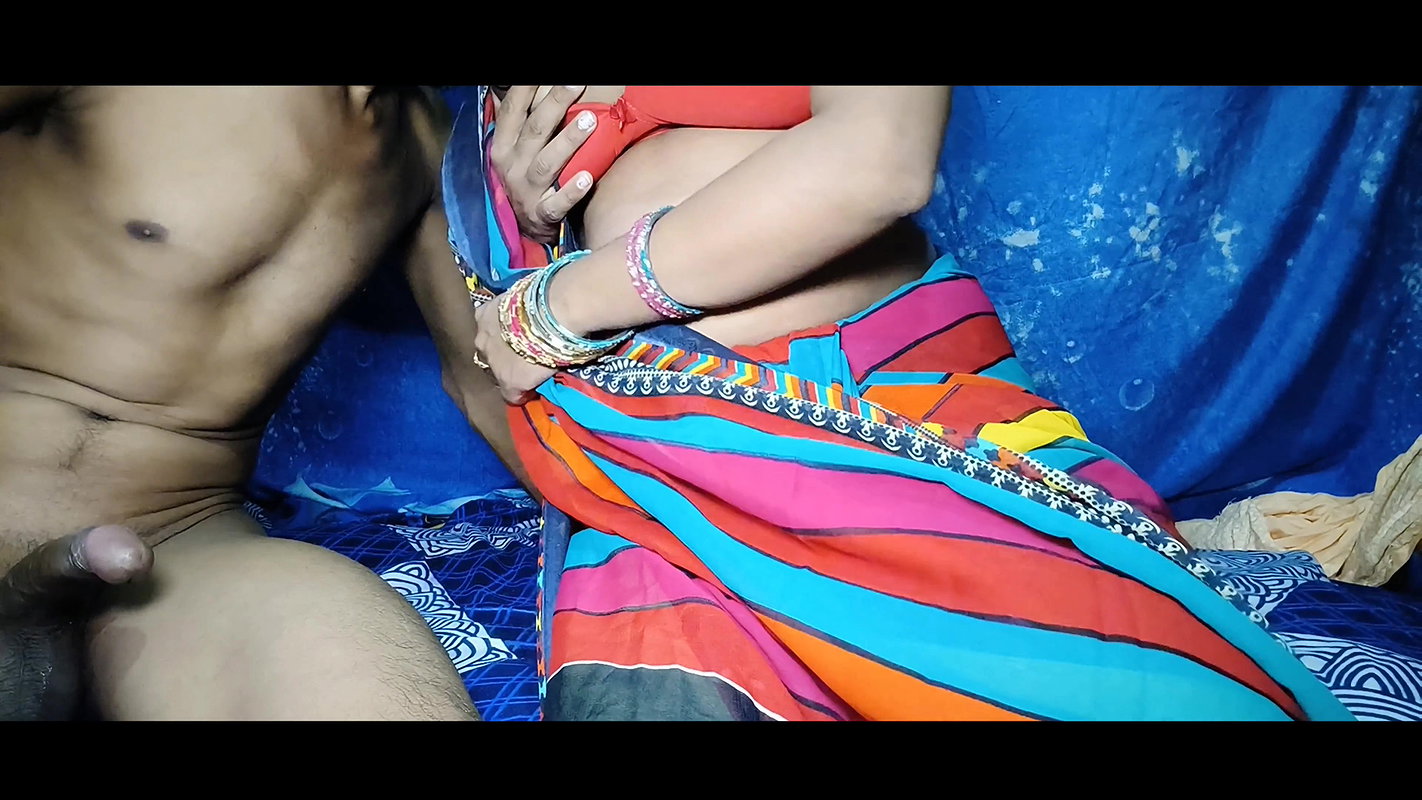 Step mom and me having hard sex by talking dirty hindi sex step mom or step son desi village sex