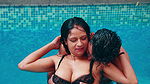 Sexy ne daba ke choda swimming pool me
