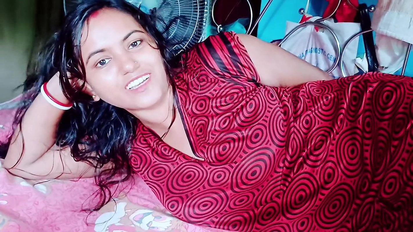 Hot Desi hot Indian Couple has on Christmas Day