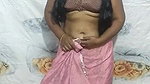 Bhabhi Shows her Boobs