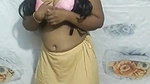 Bhabhi Shows her Boobs