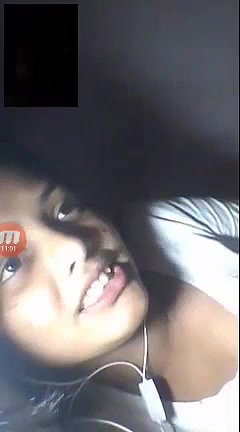 Desi Cute Girl Showing Boobs And Pussy
