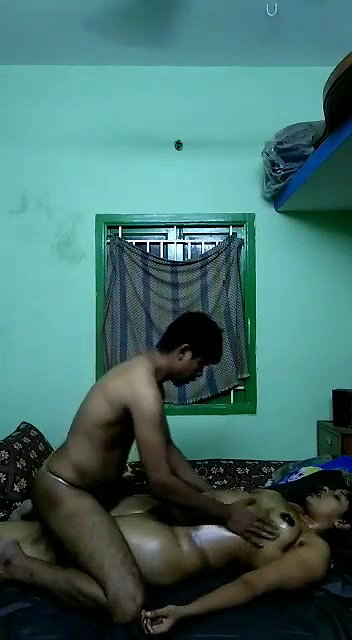 Bhabhi oil massage