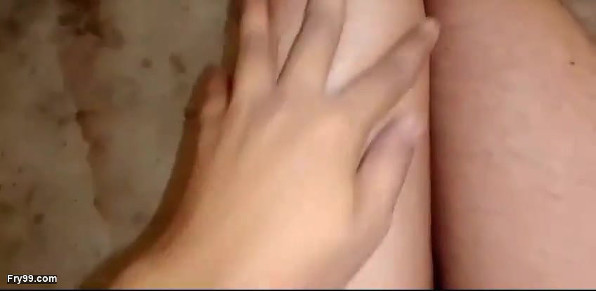 Pakistani husband left his wife so much that his Pussy burst