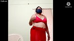 Desi Indian aunty’s nude video show