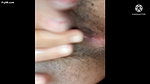 Super Desi Indian aunty chut me ungli krti hai