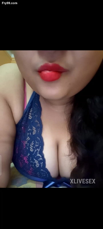 Two desi Indian bhabhis dirty talking and nude webcam show