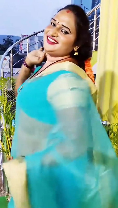See through deep navel