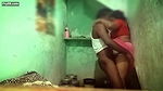 Tamil aunty cheating unkle in bathroom