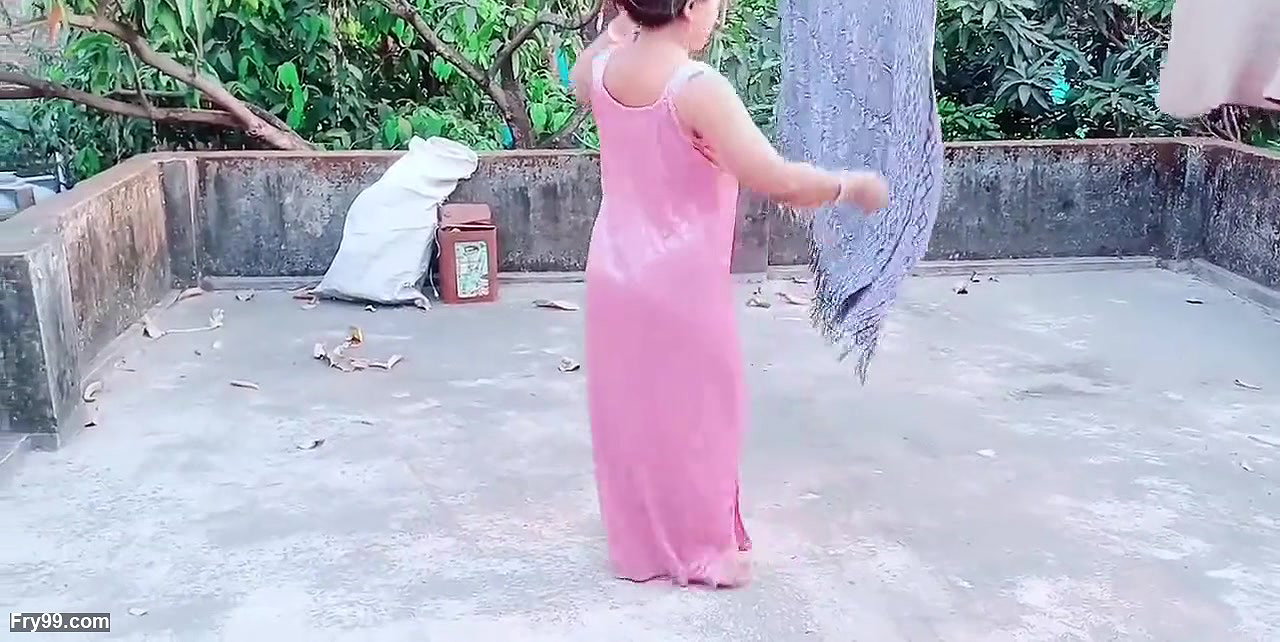 Indian desi married couple hot homemade video in hindi (full video)