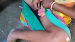 Desi Bhabhi  shaving Her Pussy