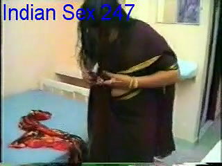 kavita desi wife