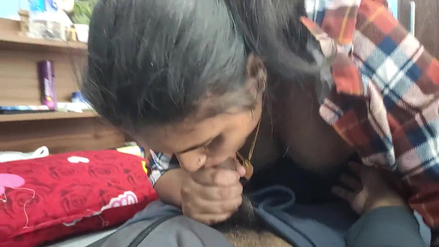Mallu Couple Blow Job and Sex  Mallu Couple Hot Fuck with Blow Job  Desi Malayali Girl Blow Job and Hot Sex with Boyfriend